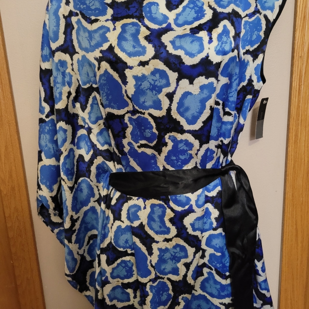 Bisou Bisou NWT blouse